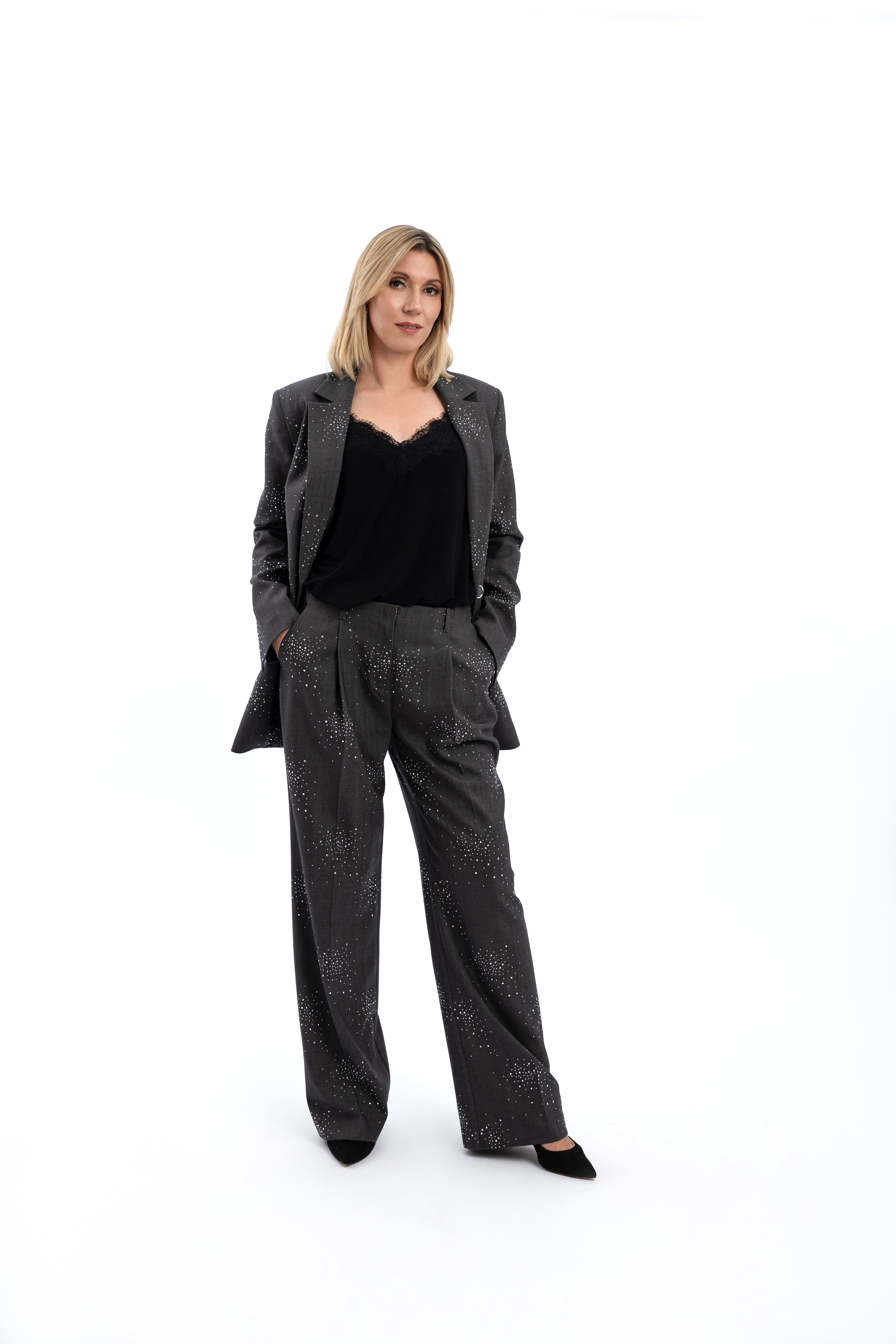 Grey Spark Suit, Ansicht 2